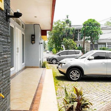 Reddoorz Near Siloam Karawaci 3 Hotell Tangerang Exteriör bild